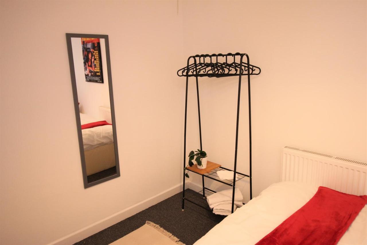 Thesiger Court Apartments - Free Private Parking - By Property Promise Cardiff Exterior foto